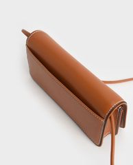 CHARLES & KEITH - Ví cầm tay nữ chữ nhật thời trang