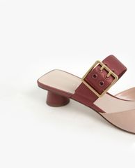 CHARLES & KEITH - Giày cao gót mũi nhọn Satin Grommet Buckle