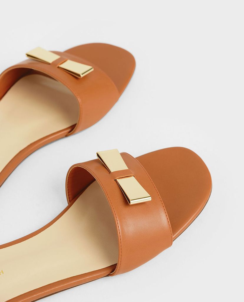 CHARLES & KEITH - Dép nữ quai ngang Metal Bow Slide