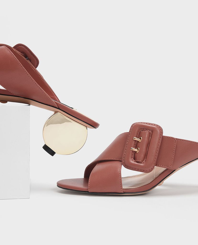 CHARLES & KEITH - Giày cao gót quai chéo Sculptural