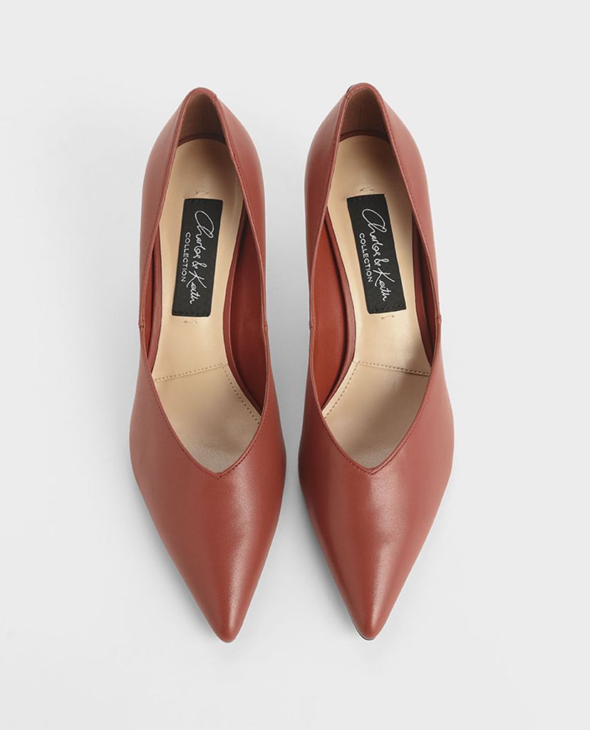 CHARLES & KEITH - Giày cao gót mũi nhọn V Cut Sculptural