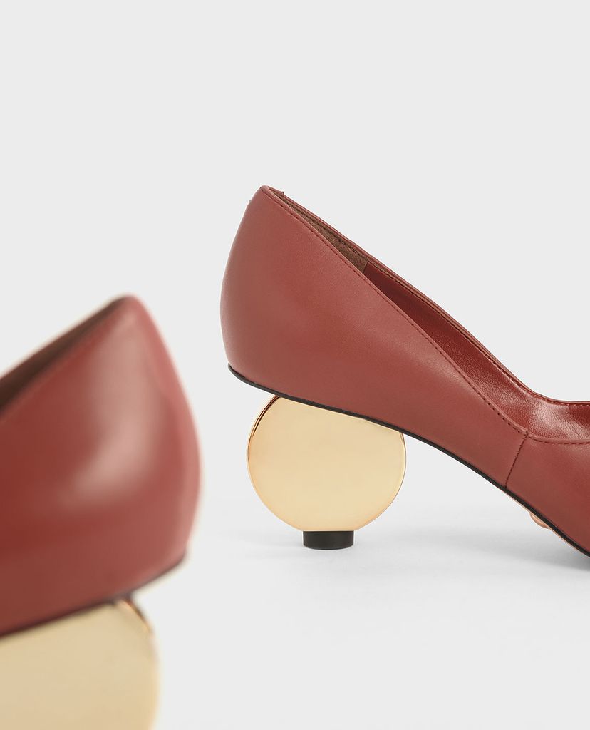 CHARLES & KEITH - Giày cao gót mũi nhọn V Cut Sculptural