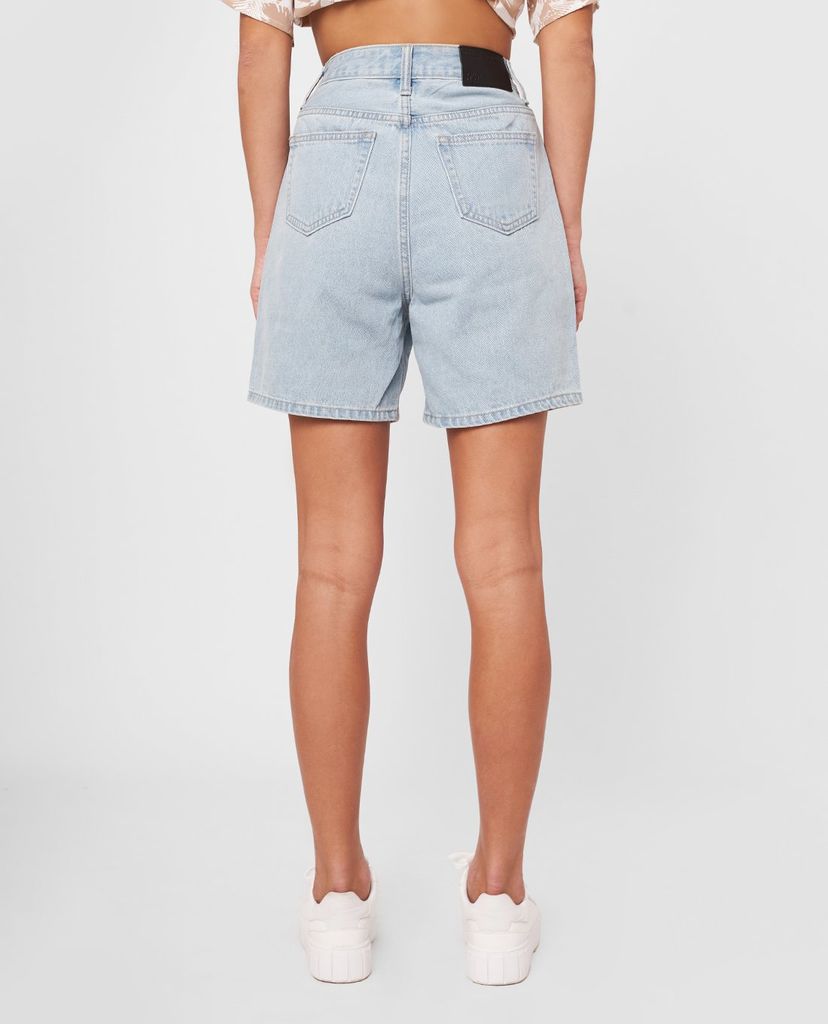 GIGI - Quần shorts nữ denim lưng cao hiện đại