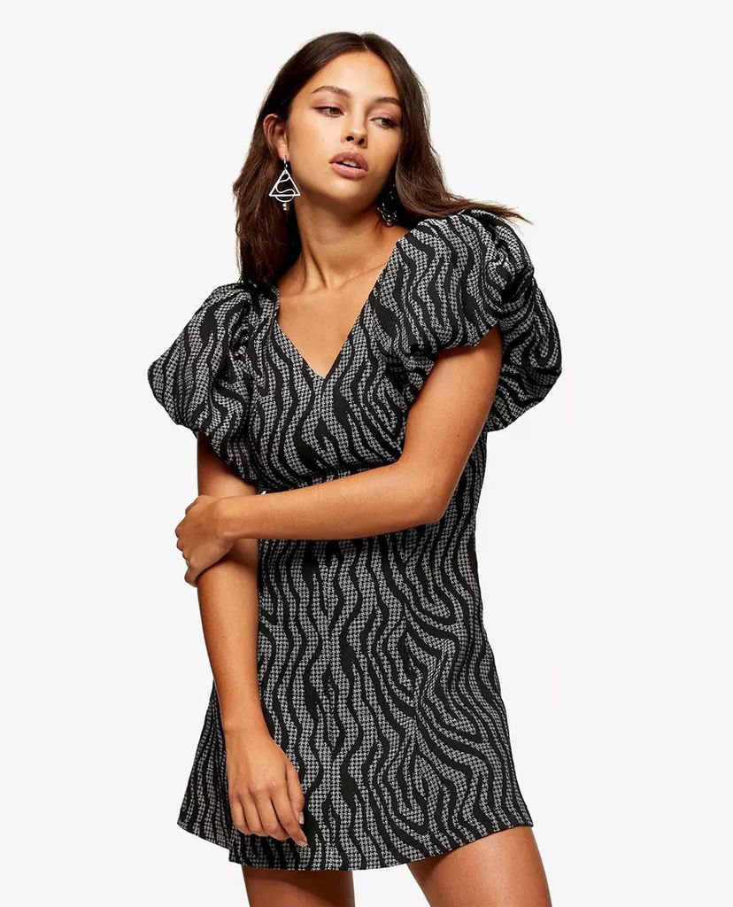 TOPSHOP - Đầm mini cổ V tay phồng Black & White Animal Puff Sleeve