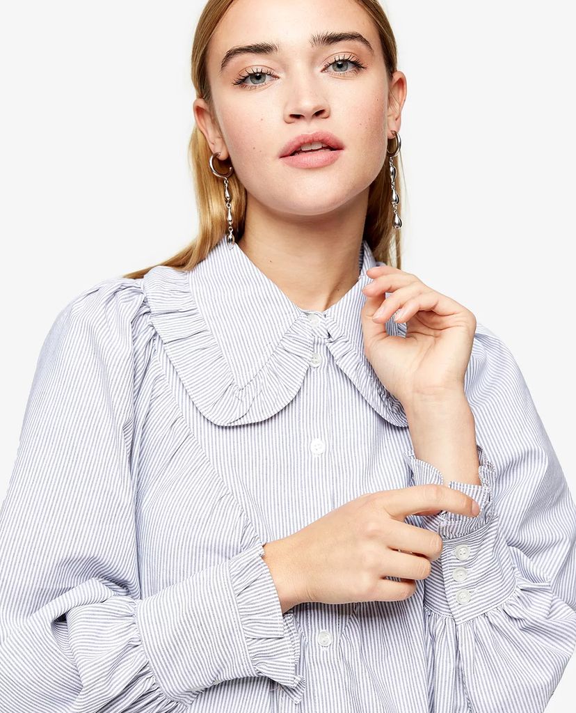 TOPSHOP - Áo sơ mi cổ sen tay dài Star Collar Ruffle