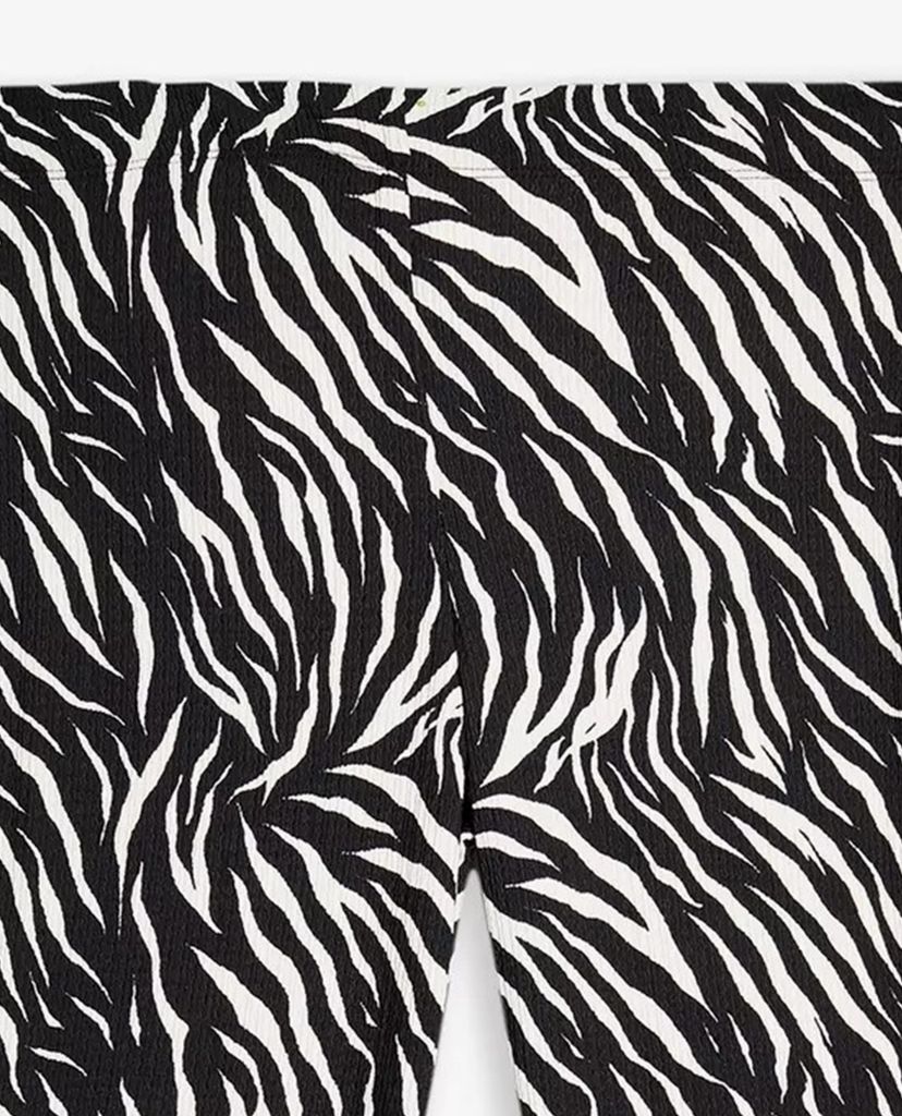 TOPSHOP - Quần kiểu nữ ống loe PETITE Black & White Zebra Print Crinkle Flared
