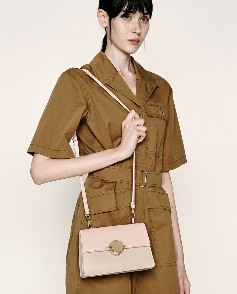 CHARLES & KEITH - Túi đeo chéo nắp gập Chain Link
