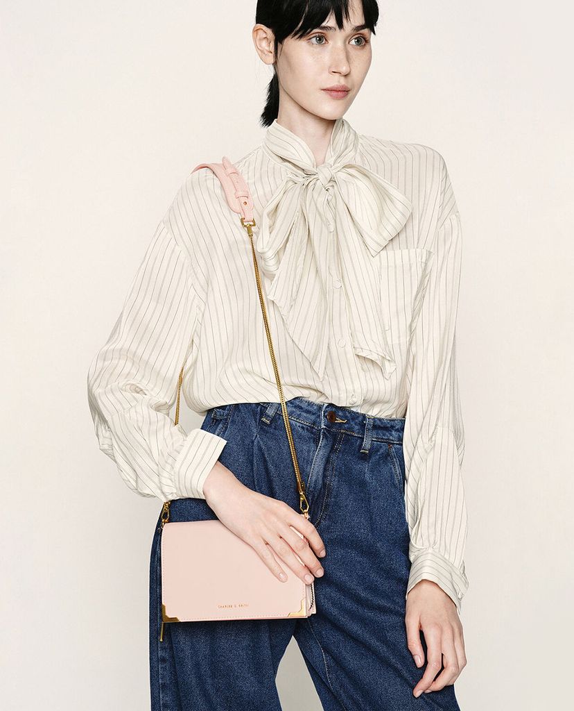 CHARLES & KEITH - Túi đeo chéo chữ nhật Metallic Edge