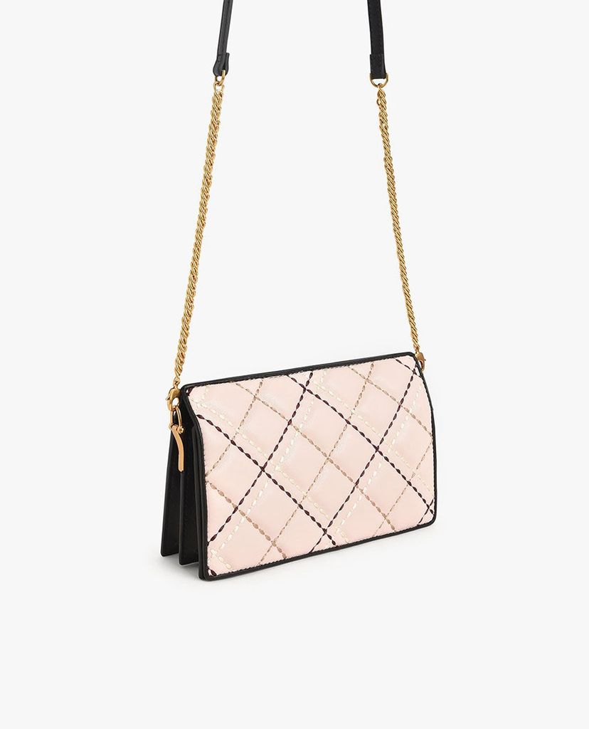 CHARLES & KEITH - Ví cầm tay nữ phom chữ nhật Quilted