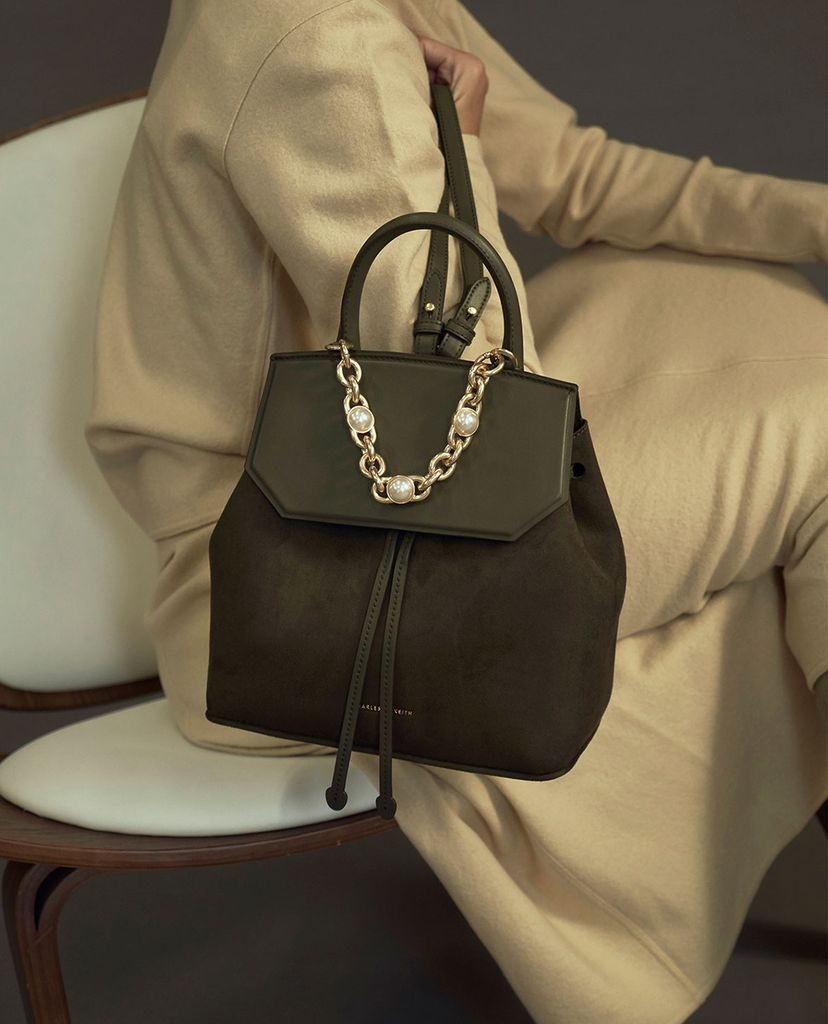 CHARLES & KEITH - Balo nữ rút dây Textured Chain Link
