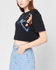 GIGI - Áo thun nữ croptop cổ tròn ngắn tay phối logo Art 2