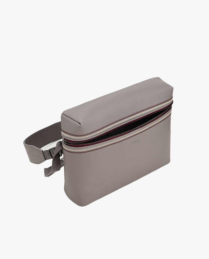 PEDRO - Túi đeo chéo nam chữ nhật Casual Zipper Stiletto