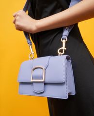 CHARLES & KEITH - Túi đeo chéo nữ chữ nhật Metallic Buckle