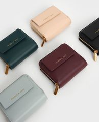 CHARLES & KEITH - Ví nữ phom vuông nhỏ gọn