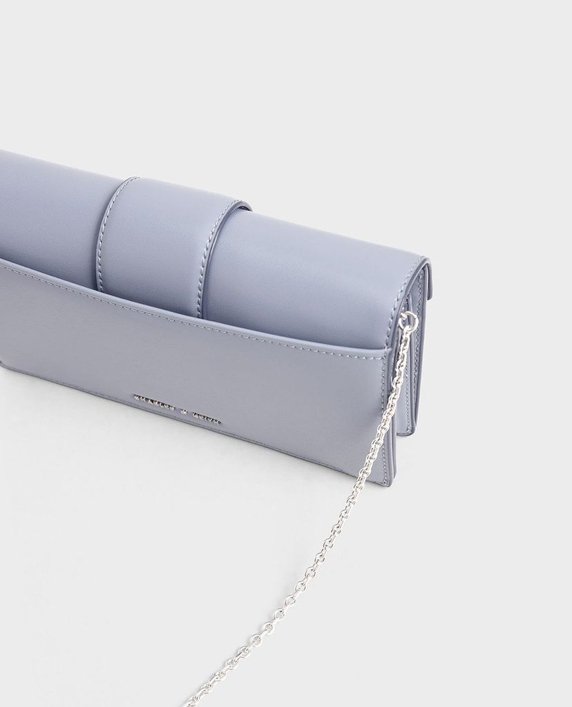 CHARLES & KEITH - Ví cầm tay nữ chữ nhật Metallic Buckle