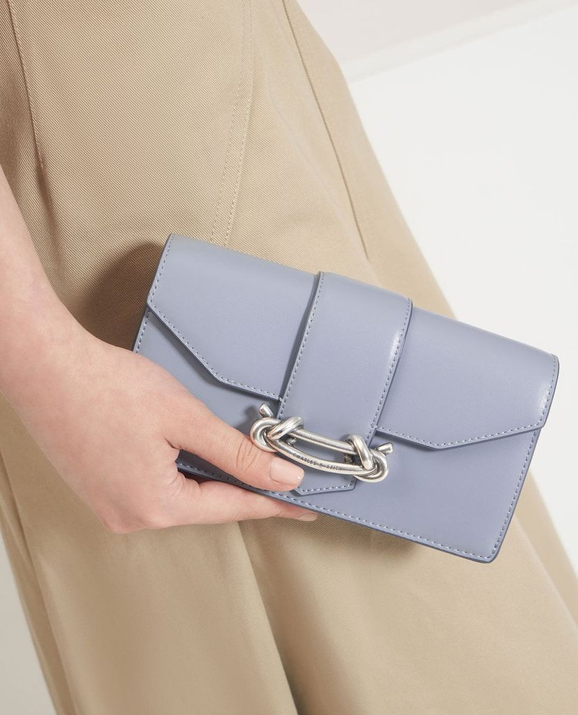 CHARLES & KEITH - Ví cầm tay nữ chữ nhật Metallic Buckle