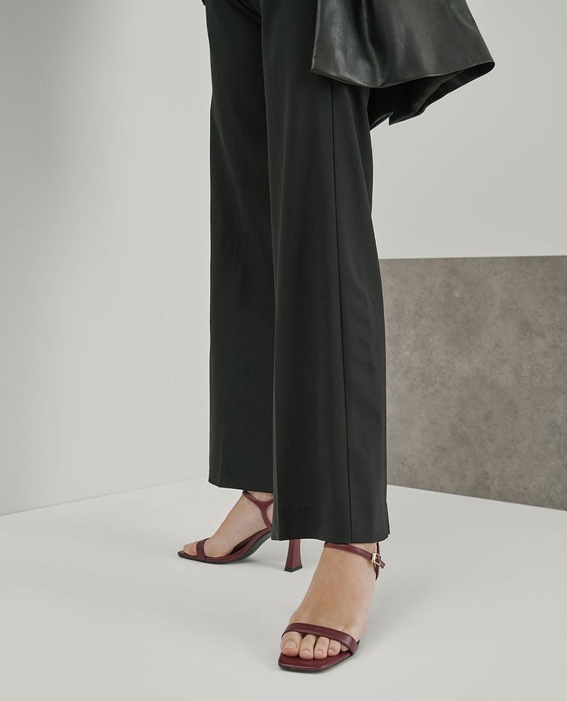 CHARLES & KEITH - Giày cao gót sandal Sculptural