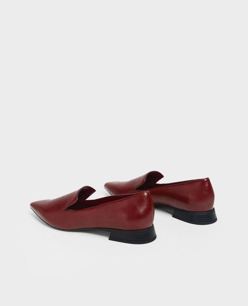 CHARLES & KEITH - Giày loafer nữ mũi nhọn Classic Pointed