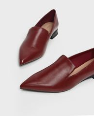 CHARLES & KEITH - Giày loafer nữ mũi nhọn Classic Pointed