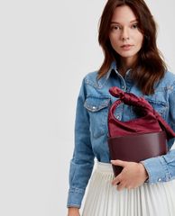 CHARLES & KEITH - Túi xách tay chữ nhật Black Bow Detail Handle