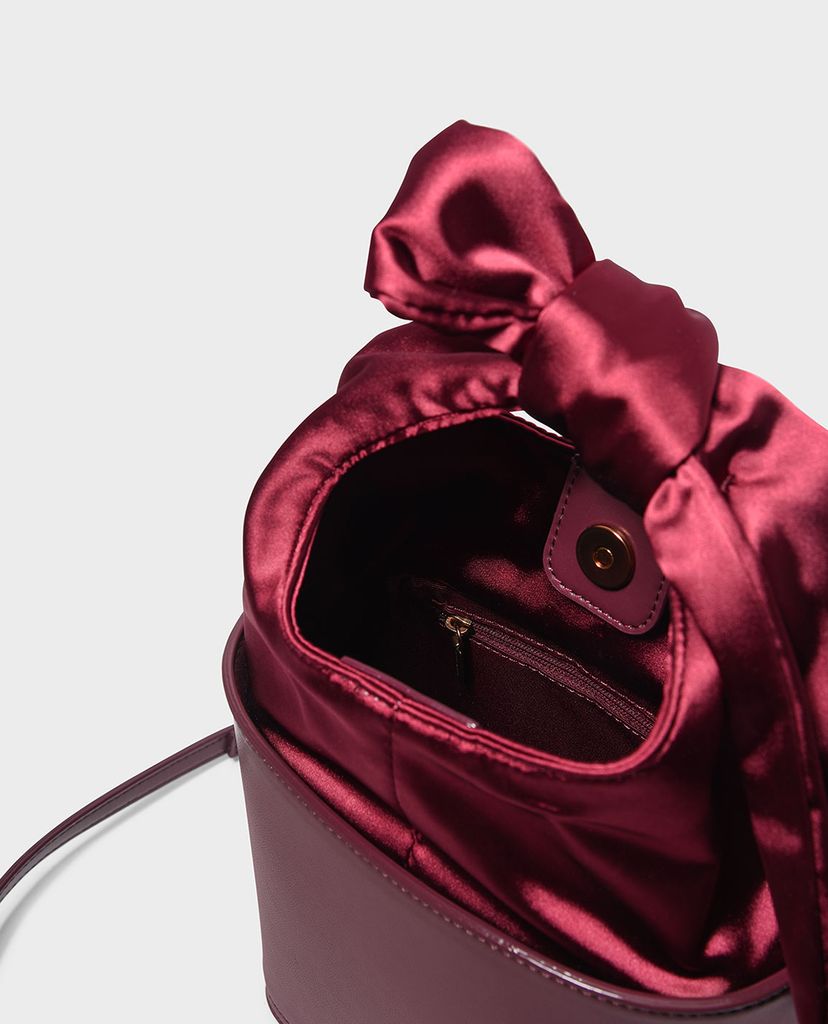 CHARLES & KEITH - Túi xách tay chữ nhật Black Bow Detail Handle