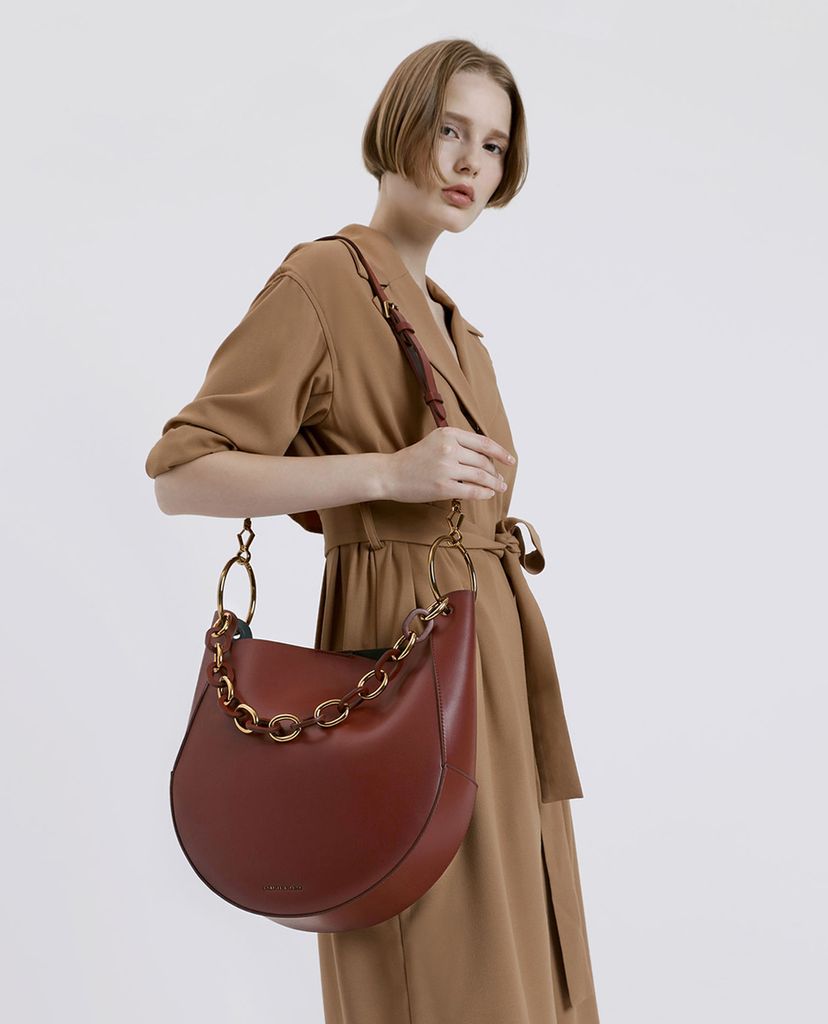 CHARLES & KEITH - Túi đeo vai Chunky Chain Link