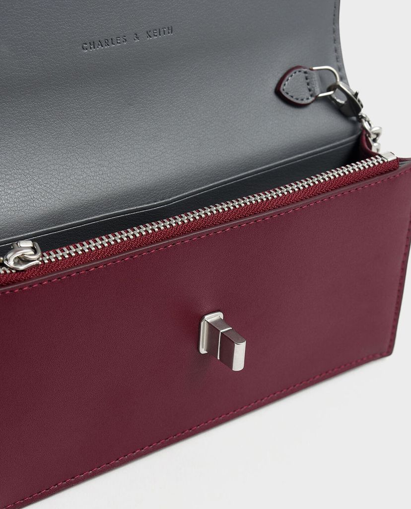 CHARLES & KEITH - Ví cầm tay nữ chữ nhật Wrinkled Effect