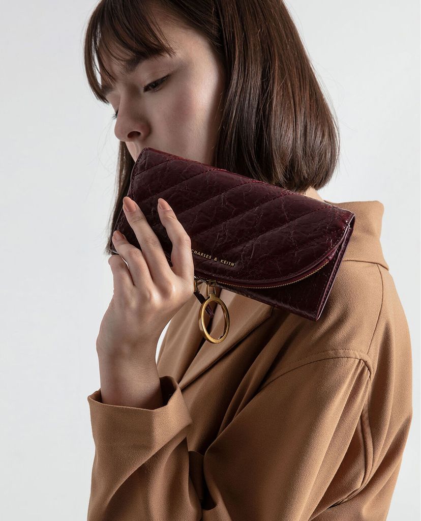 CHARLES & KEITH - Ví Wrinkled Patent Ring Zip
