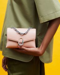 CHARLES & KEITH - Túi đeo chéo nữ phối cùng dây đeo thời trang