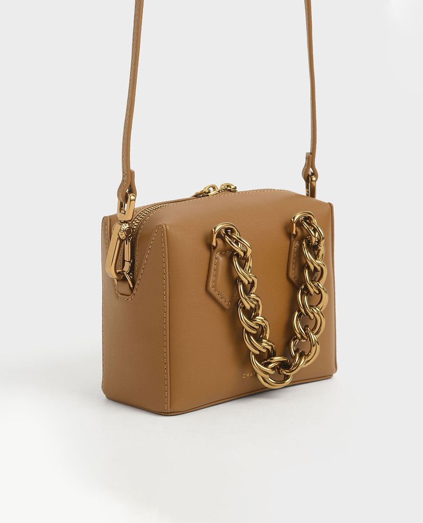CHARLES & KEITH - Túi đeo chéo chữ nhật Square Chunky Chain