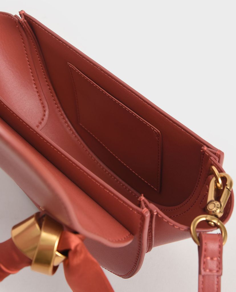 CHARLES & KEITH - Túi xách tay nữ hình bán nguyệt Satin Pleated Scarf
