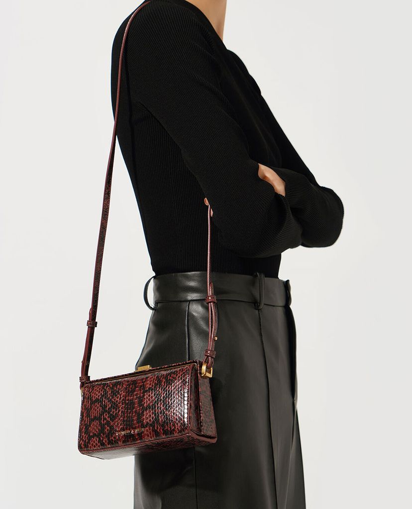 CHARLES & KEITH - Túi đeo chéo chữ nhật Rectangular