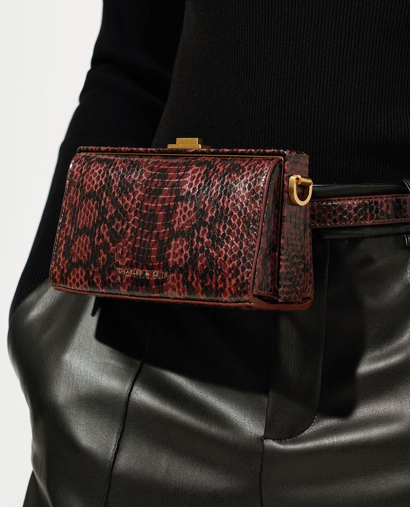 CHARLES & KEITH - Túi đeo chéo chữ nhật Rectangular