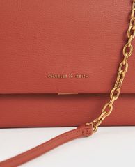 CHARLES & KEITH - Túi đeo chéo nữ hình chữ nhật Chain Handle