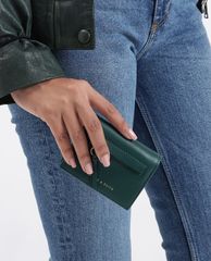 CHARLES & KEITH - Ví đựng name card nữ nắp gập Front Zip