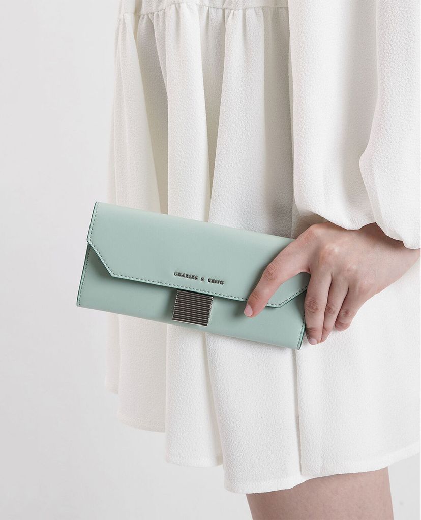 CHARLES & KEITH - Ví cầm tay Mini Metal Push Lock