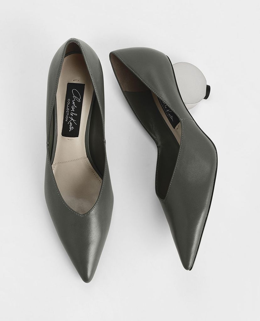 CHARLES & KEITH - Giày cao gót mũi nhọn V Cut Sculptural