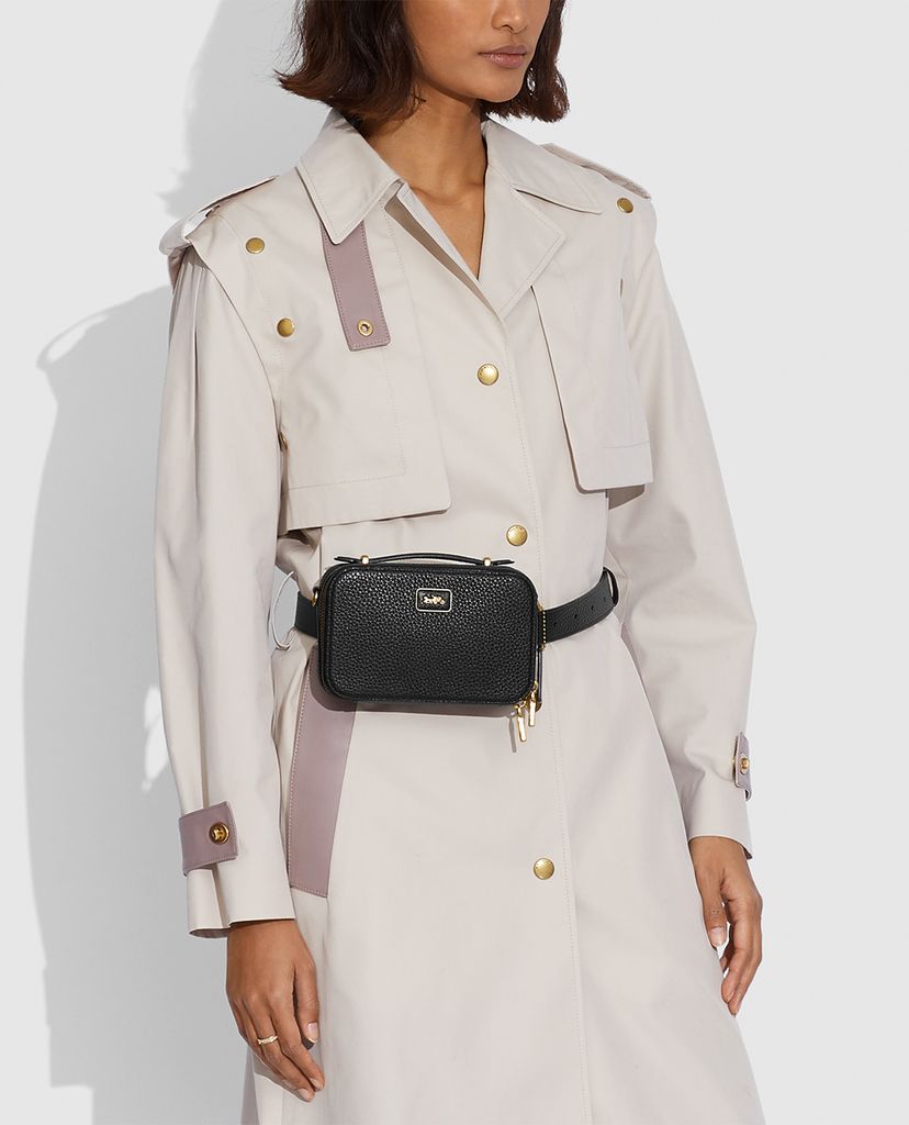 COACH - Túi bao tử nữ chữ nhật Alie
