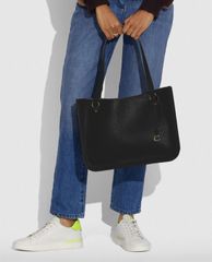 COACH - Túi tote nữ chữ nhật Tyler Carryall