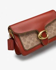 COACH - Túi đeo vai chữ nhật nắp gập Tabby 26