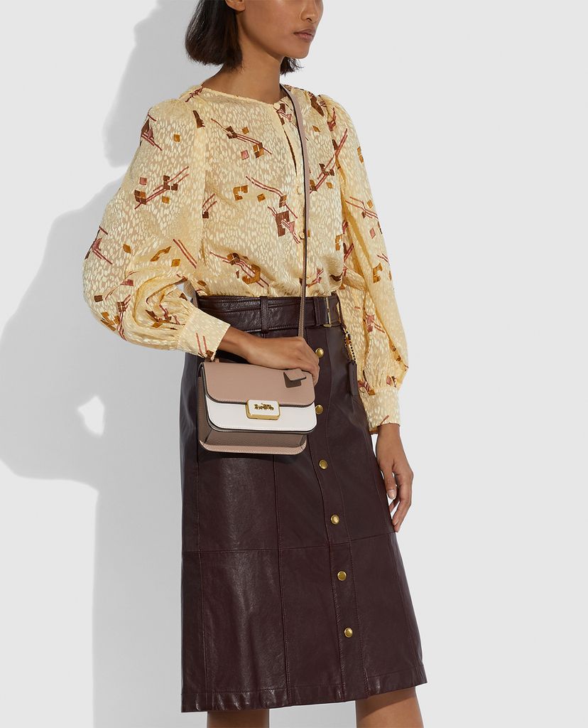 COACH - Túi nữ đeo chéo nữ chữ nhật Alie 18 In Colorblock