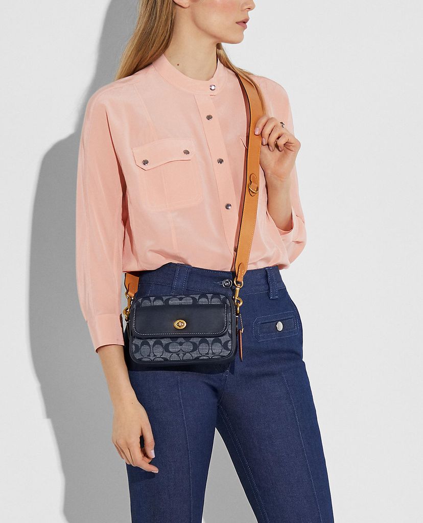 COACH - Túi đeo chéo nữ chữ nhật Chambray
