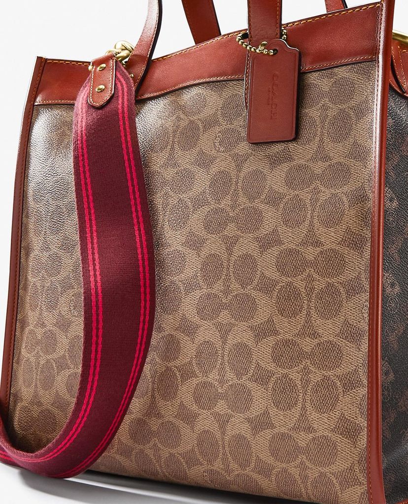 COACH - Túi đeo vai nữ chữ nhật Field Tote With Horse & Carriage Print