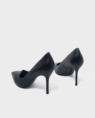 CHARLES & KEITH - Giày cao gót mũi nhọn Asymmetrical Topline Pumps