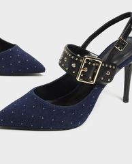 CHARLES & KEITH - Giày cao gót mũi nhọn đính hạt Studded