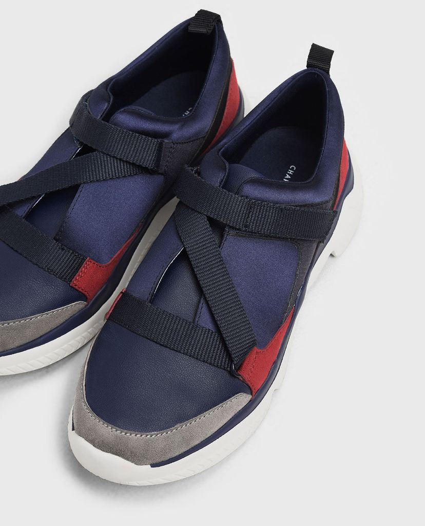 CHARLES & KEITH - Giày sneaker nữ quai dán Velcro Slip On