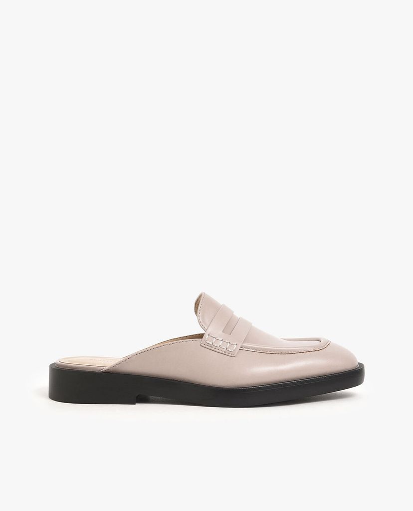 CHARLES & KEITH - Giày đế bệt nữ Penny Loafer