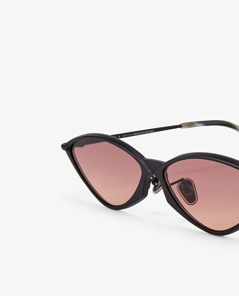 CHARLES & KEITH - Kính mát nữ gọng mắt mèo Metal Frame