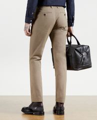 TED BAKER - Quần khaki nam phom suông Retinol