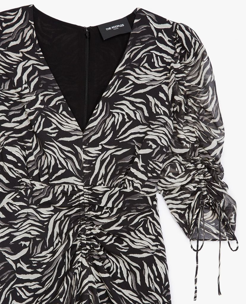 THE KOOPLES - Đầm midi cổ V rút dây Zebra Print